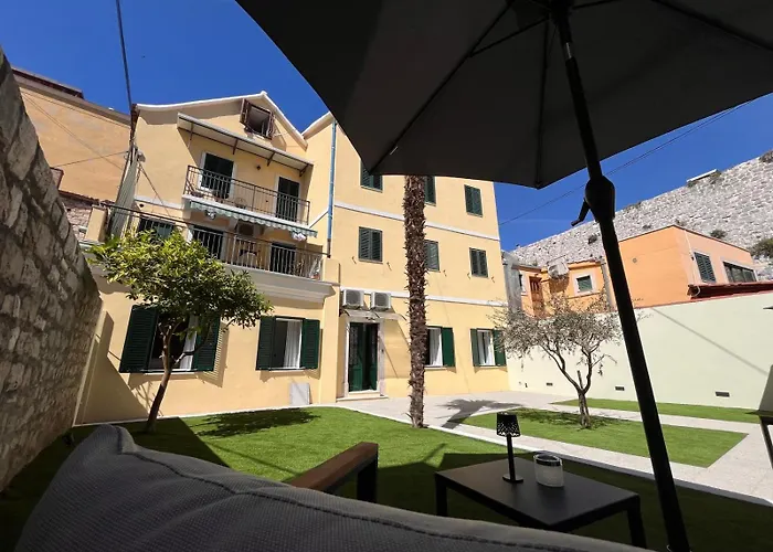 Teuta Garden Luxury Lägenhet