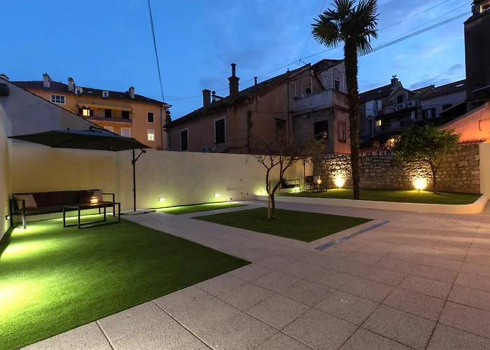 Teuta Garden Luxury * Split